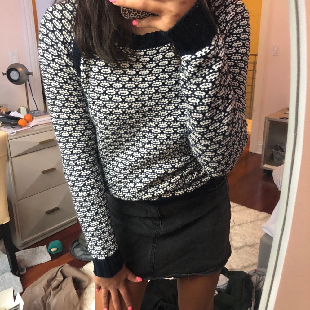 COPY - FRANCESCAS SWEATER PERFECT FOR WINTER
